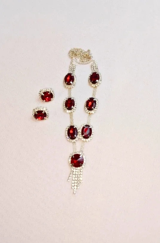 Silver-Plated Ruby-Red Crystal Necklace Set with Matching Stud Earrings for Women