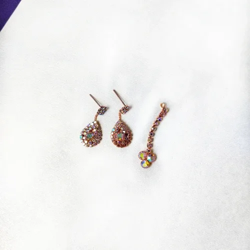Rose Gold-Plated Rhinestone Teardrop Jewellery Set with Floral Necklace, Earrings & Maang Tikka for Women
