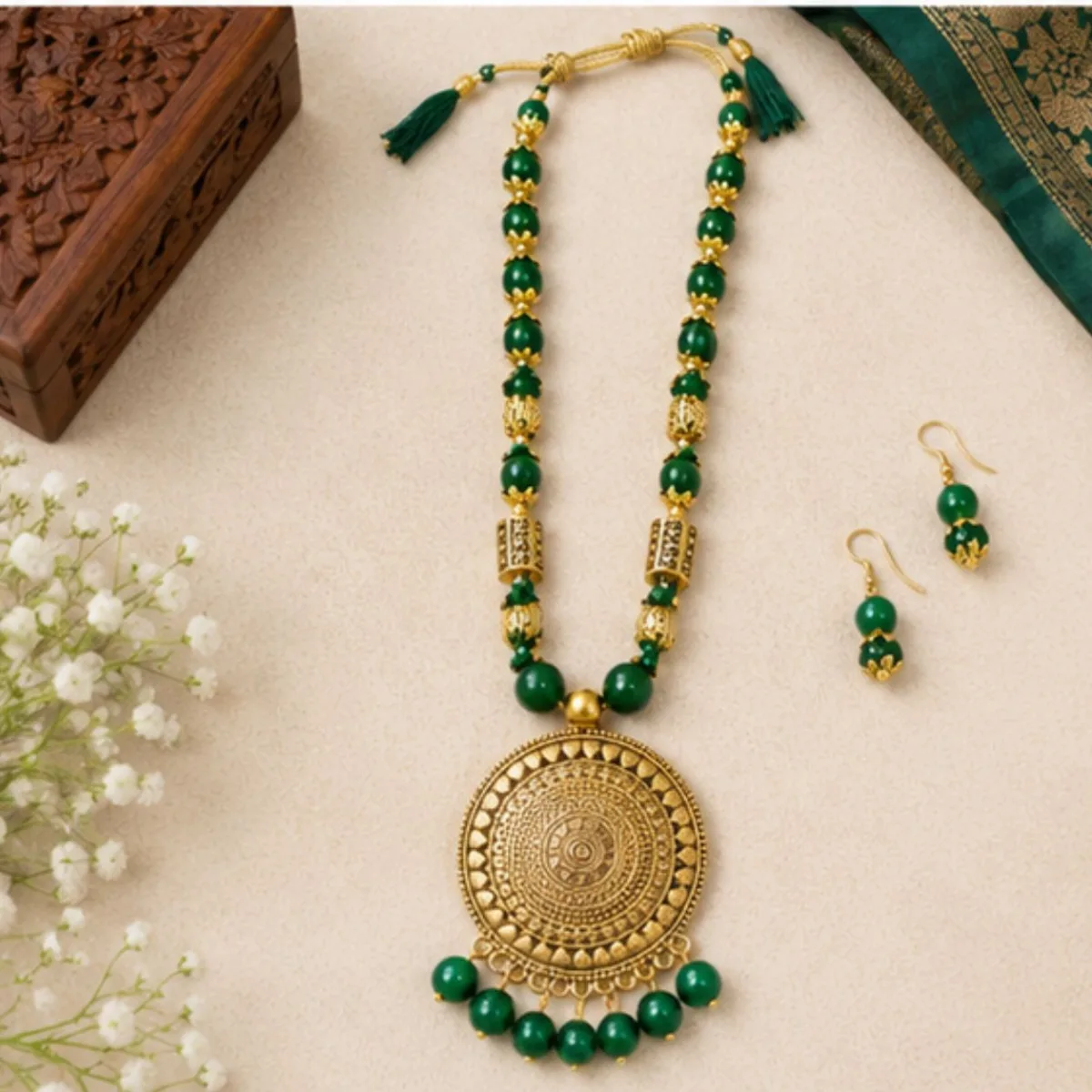 Multicolor Moti & Bead Gold-Plated Jewellery Set